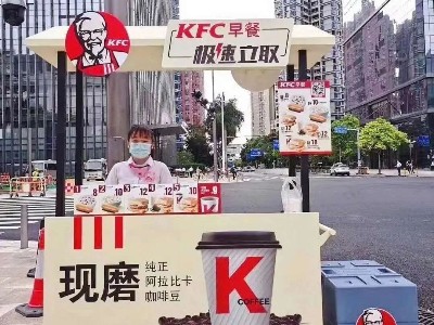 緊跟地?cái)偨?jīng)濟(jì)浪潮！各種潮物擺起來！